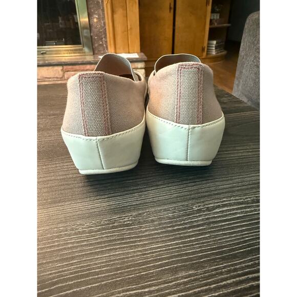 Fit Flop Due Canvas Mary Jane Flat Sz. 39 - Picture 9 of 9